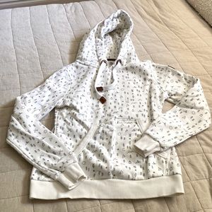 Wannakome Walk On The Wild Side Kangaroo Pouch Hoodie. Size Medium.